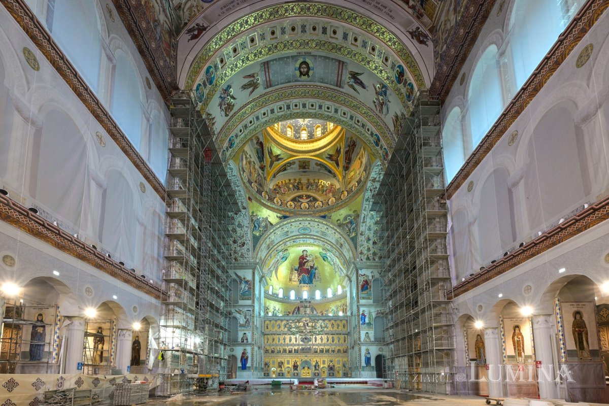 Pictura Catedralei Naționale, o capodoperă încă în lucru 356891