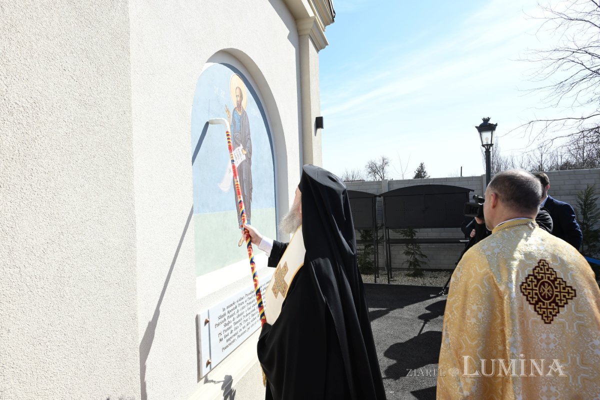 Sfințirea Capelei „Sfinții Apostoli Petru și Pavel” în Mogoșoaia 356941