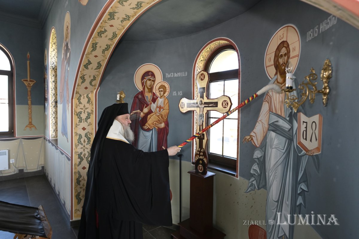 Sfințirea Capelei „Sfinții Apostoli Petru și Pavel” în Mogoșoaia 356943