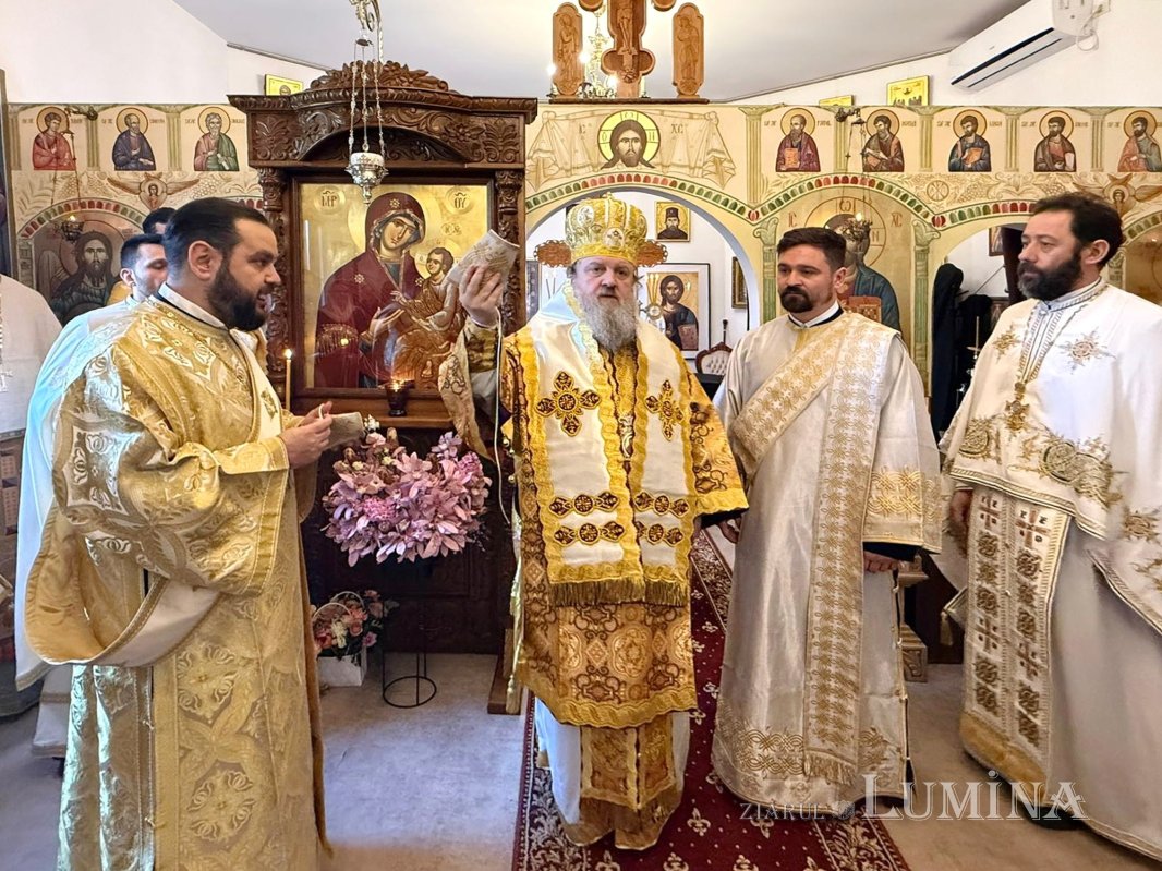 Sfințirea Capelei „Sfinții Apostoli Petru și Pavel” în Mogoșoaia 356951