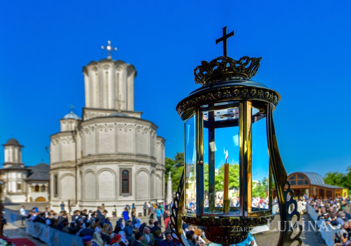 Precizări privind săvârșirea slujbelor liturgice dedicate sărbătorii Învierii Domnului și desfășurarea Procesiunii de Florii (4 aprilie 2026) 357580