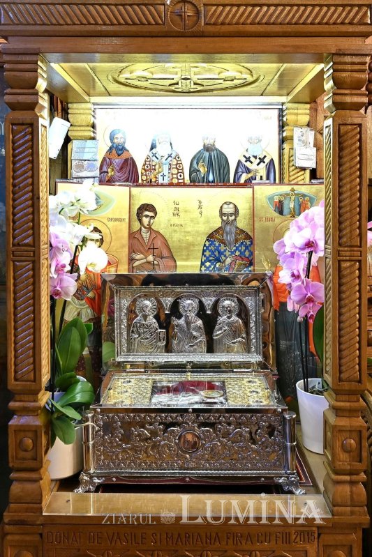 Sclipirile Luminii: Biserica „Buna Vestire“-Bellu din Bucureşti 357328