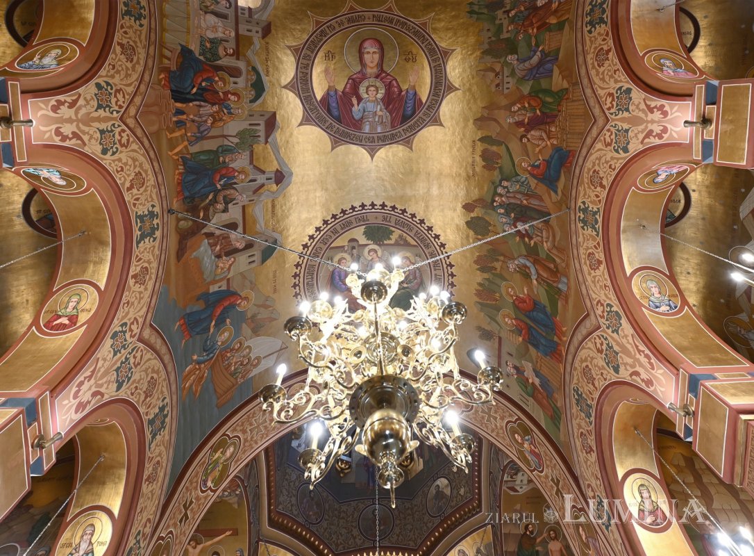 Sclipirile Luminii: Biserica „Buna Vestire”-Belu din Bucureşti 357428