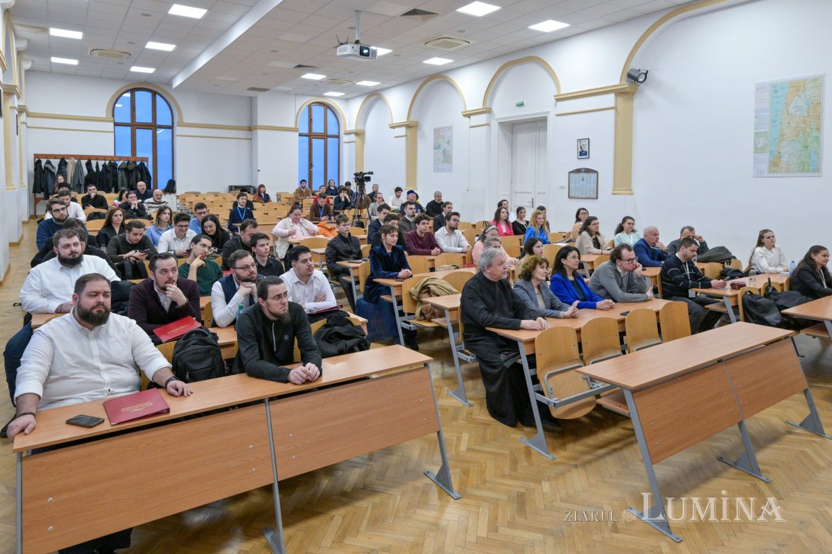 Conferință despre rolul vindecător al muzicii psaltice 357864