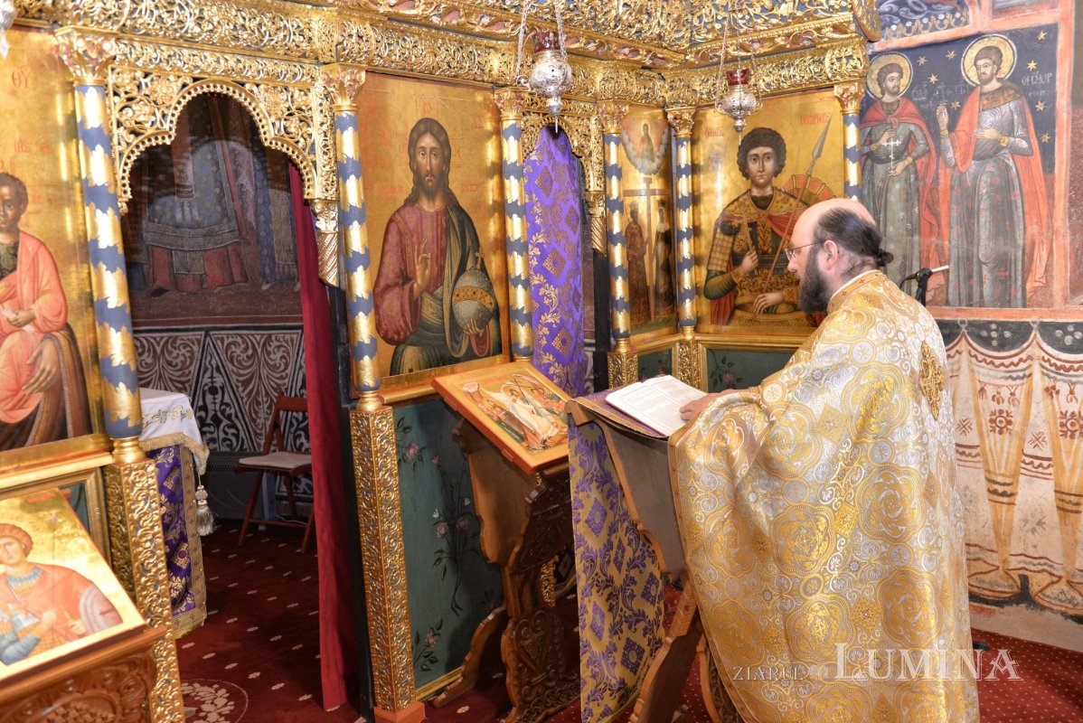 „Prezența lucrătoare a Duhului Sfânt vine în om prin rugăciune stăruitoare și prin post” 357900