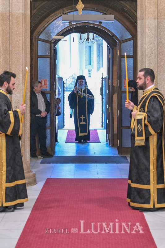 Denia Canonului Mare la Catedrala Patriarhală 358006