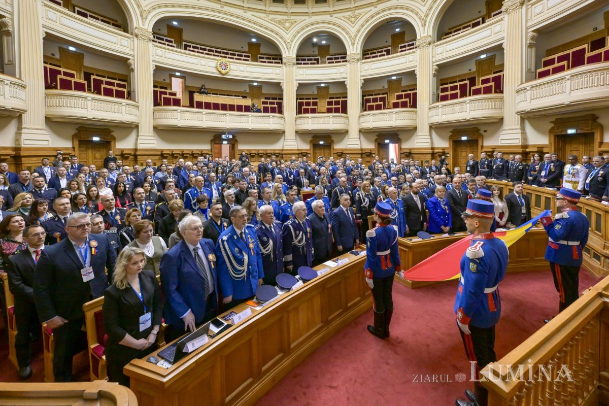 Eveniment aniversar al polițiștilor români la Palatul Patriarhiei 358368