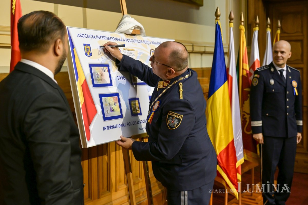 Eveniment aniversar al polițiștilor români la Palatul Patriarhiei 358391