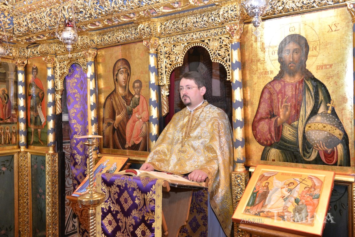 „Dorința egoistă de întâietate și stăpânire se vindecă prin slujire smerită” 358515