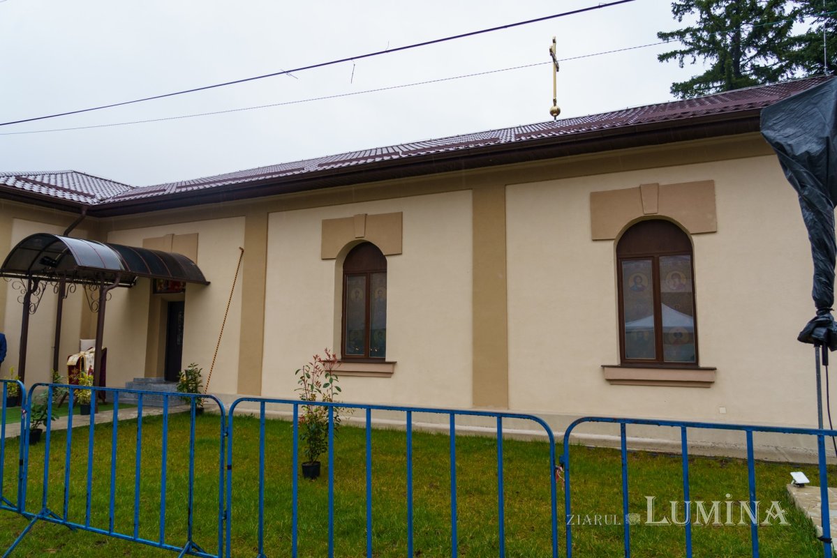 Sfințirea unei capele militare din județul Neamț  358537