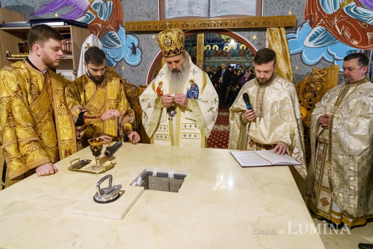 Sfințirea unei capele militare din județul Neamț  358542