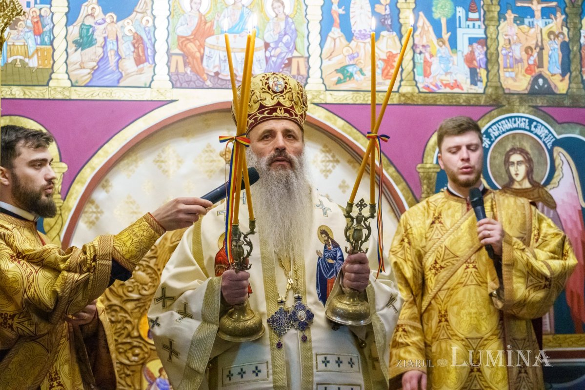 Sfințirea unei capele militare din județul Neamț  358545