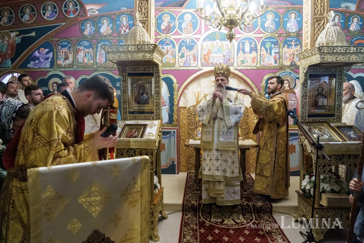 Sfințirea unei capele militare din județul Neamț  358546