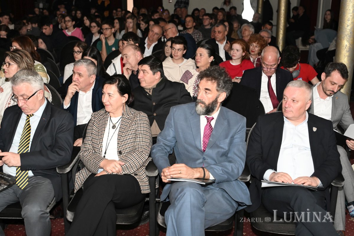 „Pe Argeș în sus”, frumuseți naturale și culturale 358752