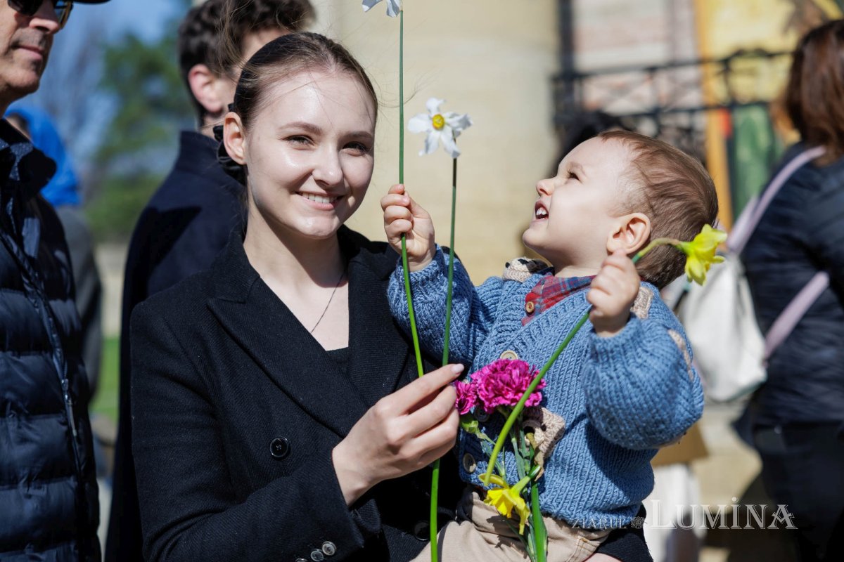 2.500 de credincioși au participat la procesiunea de Florii din Iași 359122