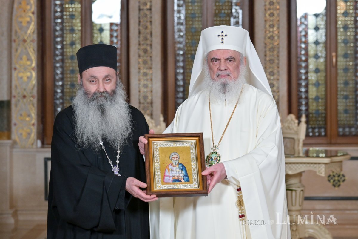 Daruri din partea Patriarhului României pentru paraclisele patriarhale 359057