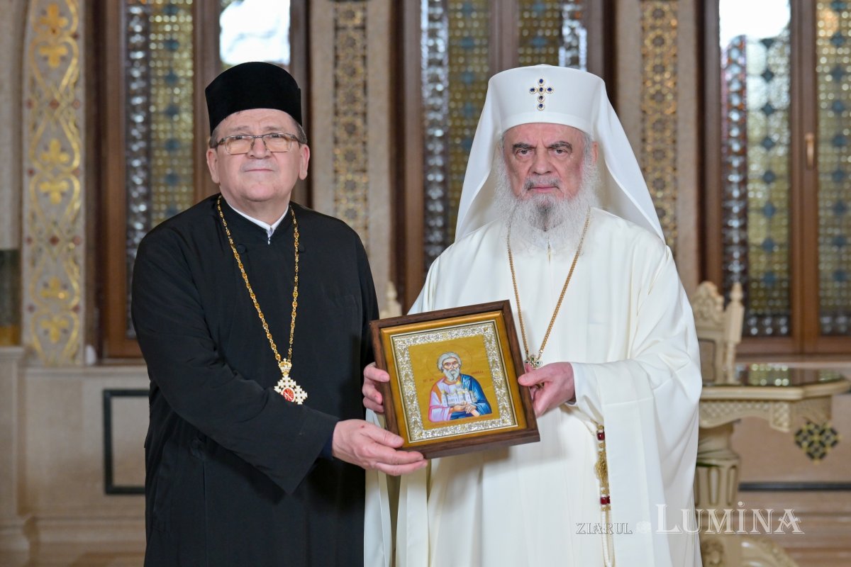 Daruri din partea Patriarhului României pentru paraclisele patriarhale 359058