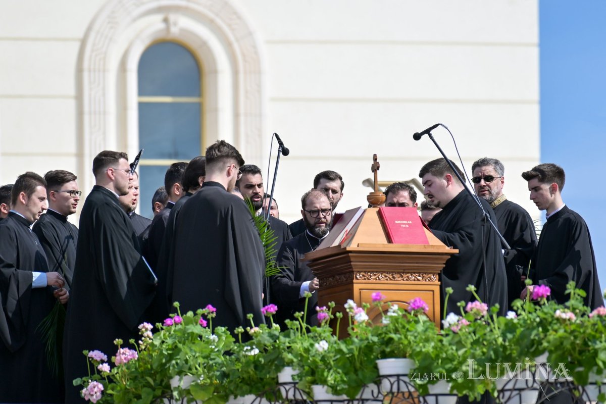 Pelerinajul de Florii în Capitală 359075