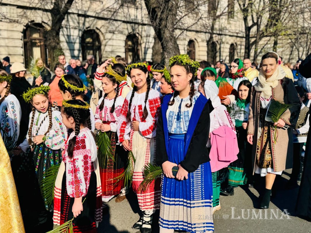 Pelerinajul de Florii în municipiul Ploiești 359013