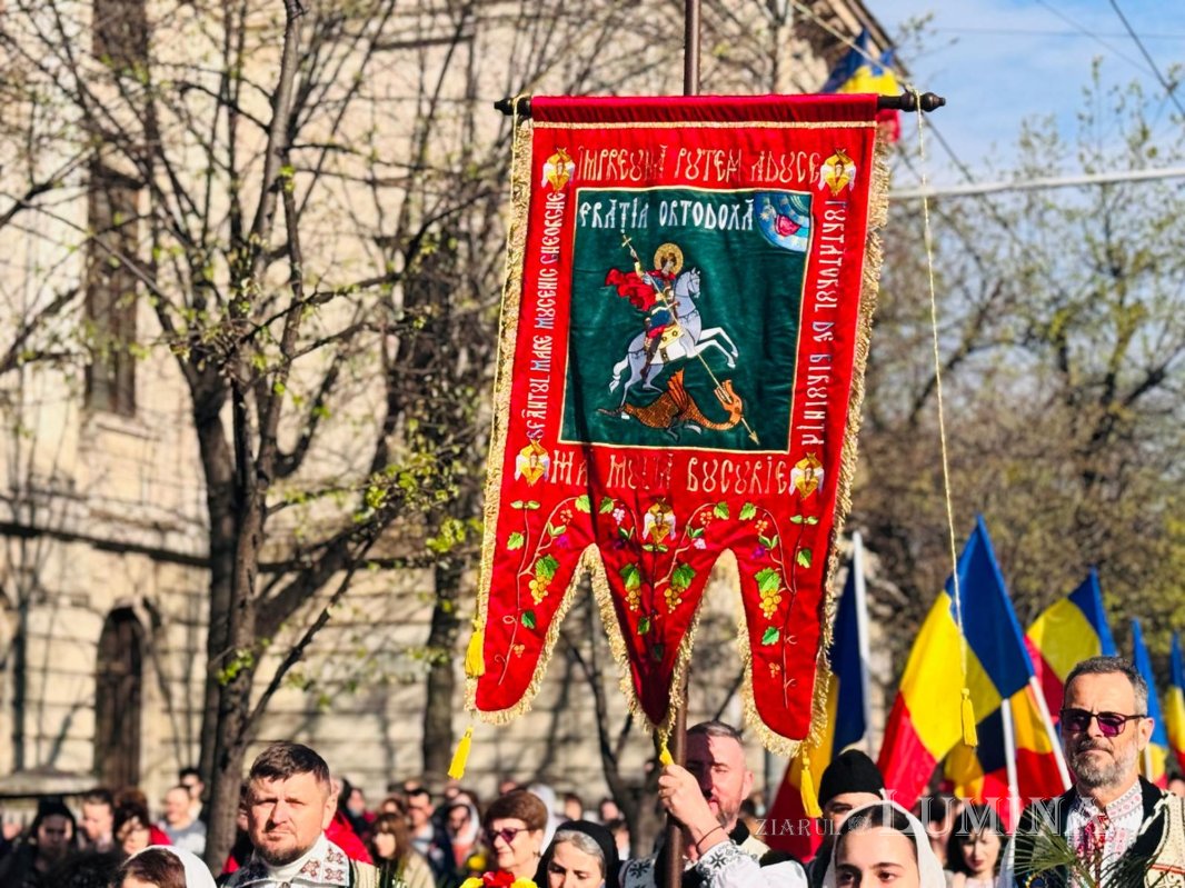 Pelerinajul de Florii în municipiul Ploiești 359014