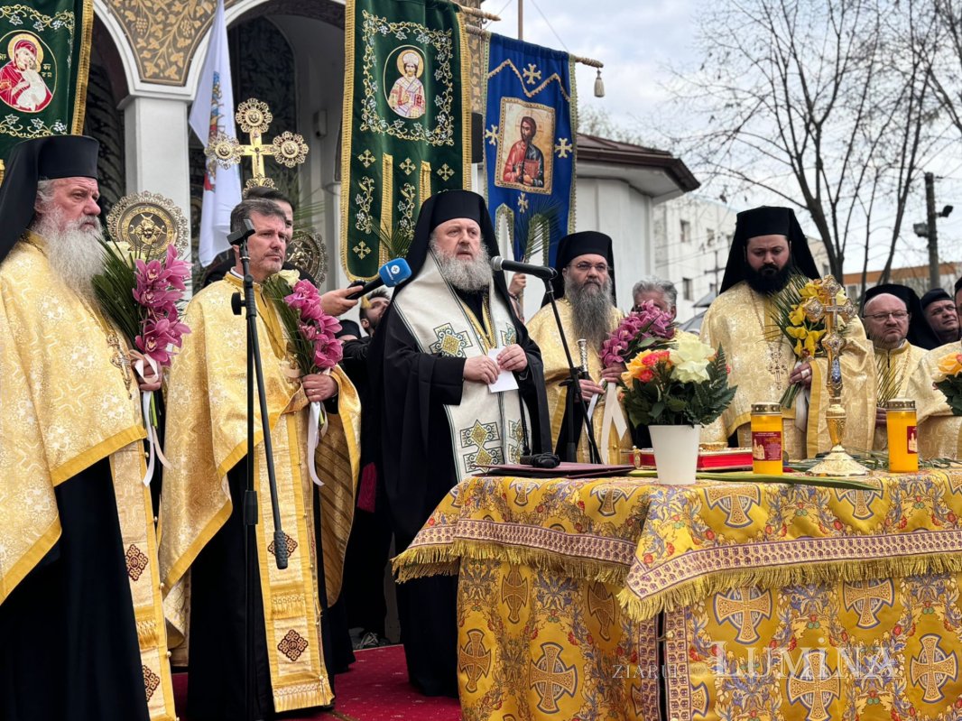 Pelerinajul de Florii în municipiul Ploiești 359015