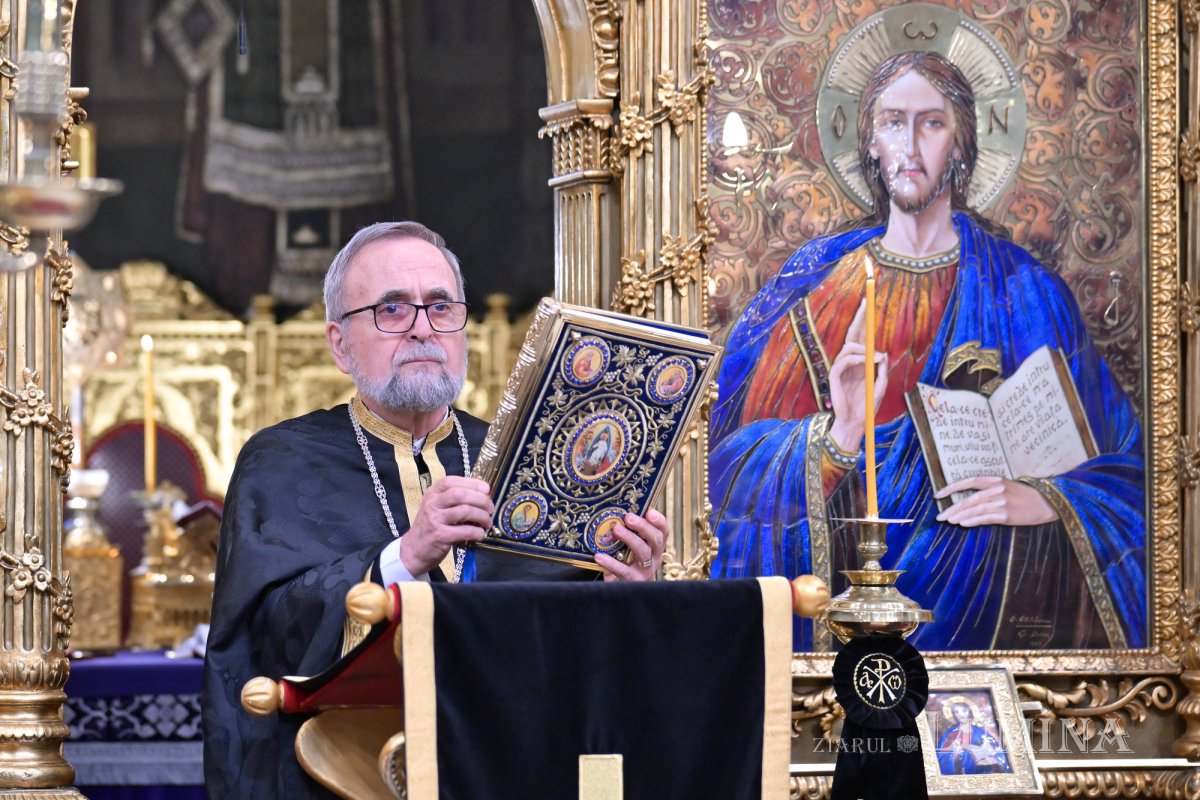 Denia din Sfânta și Marea Luni la Catedrala Patriarhală 359199