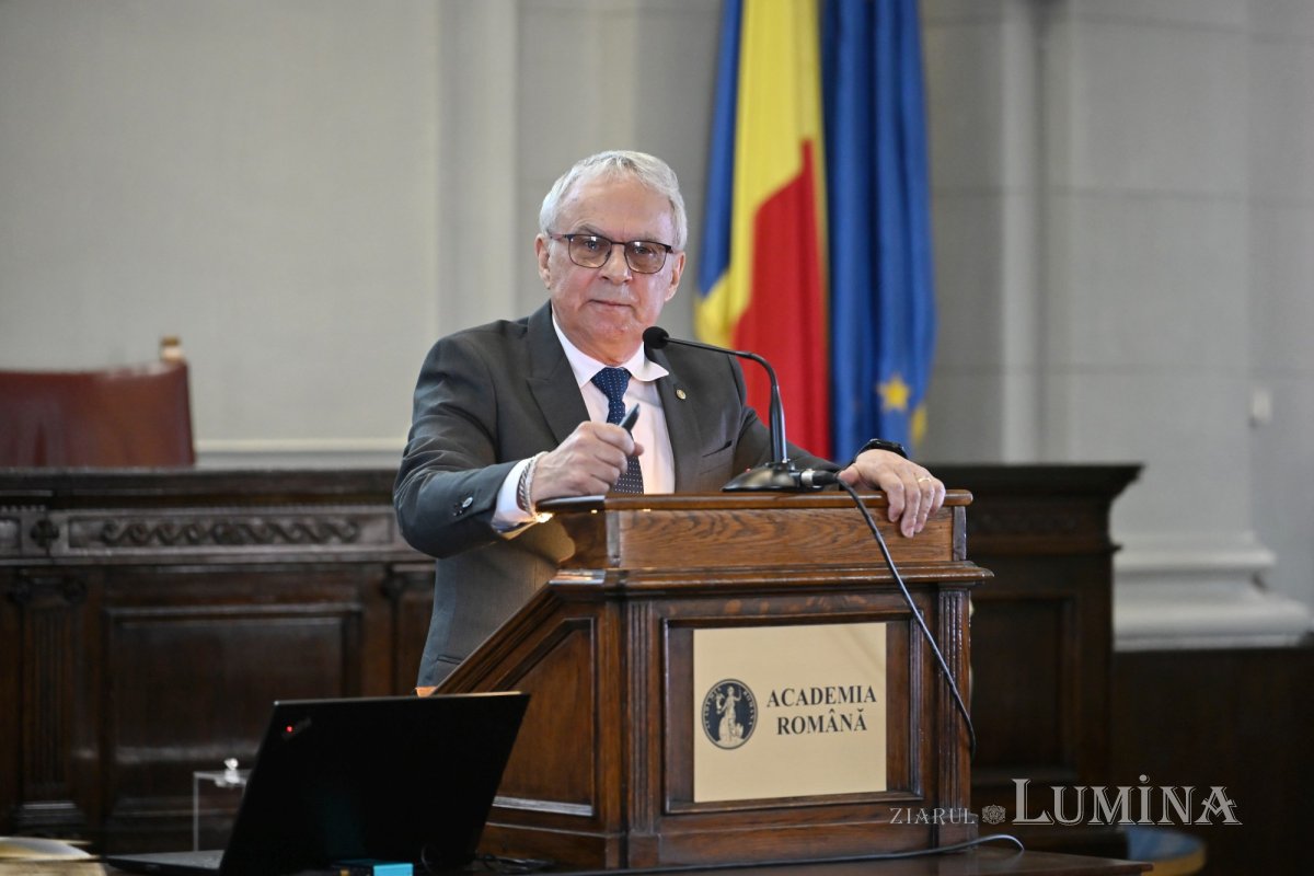 Acad. Marius Andruh este noul președinte al Academiei Române 359355
