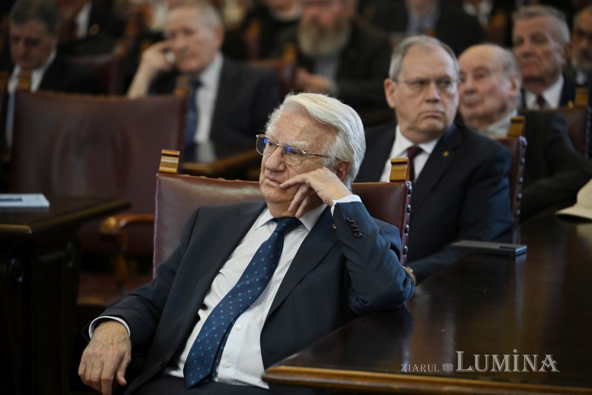 Acad. Marius Andruh este noul președinte al Academiei Române 359360