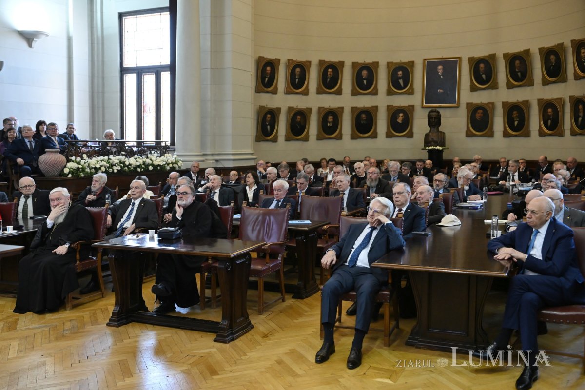 Acad. Marius Andruh este noul președinte al Academiei Române 359364