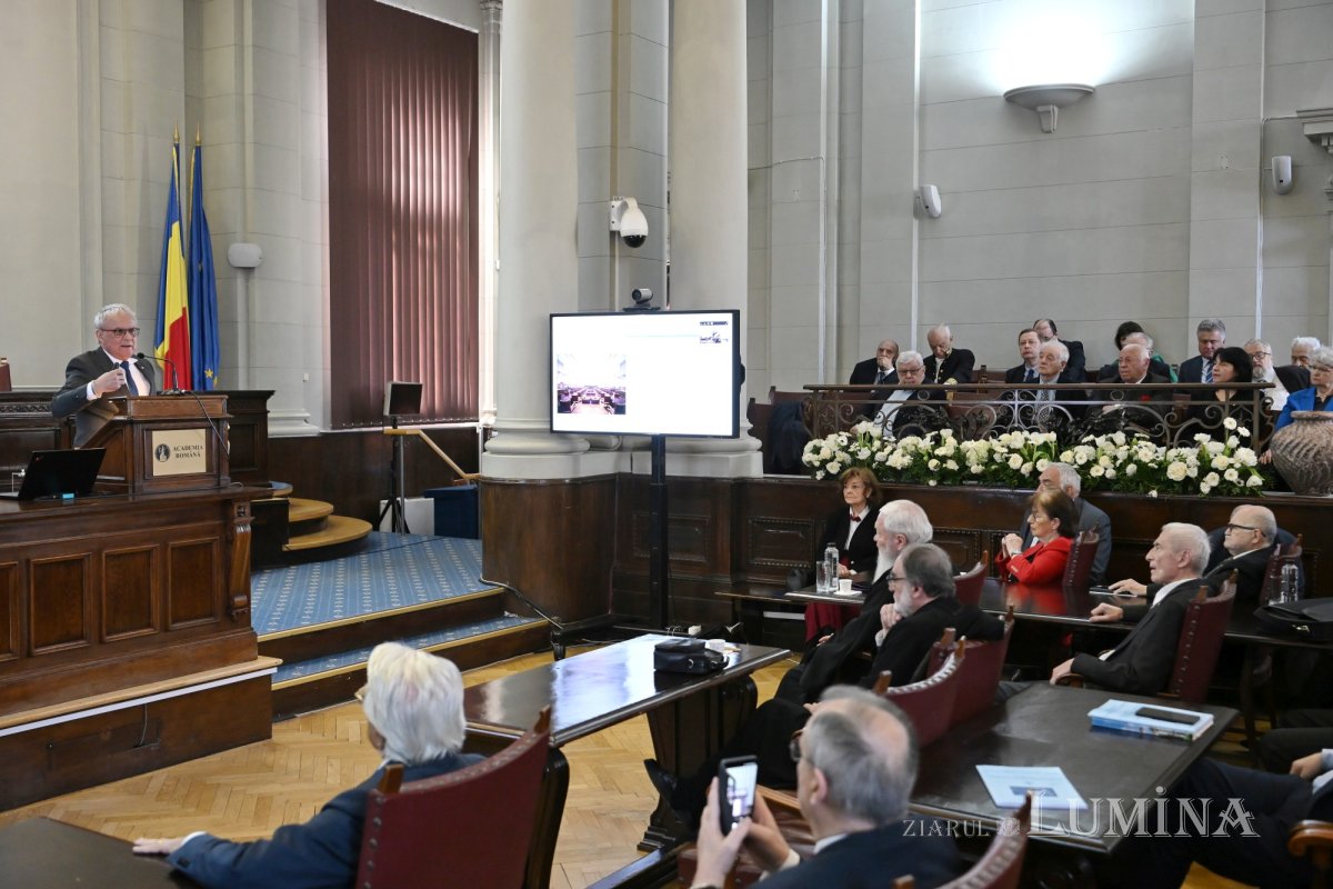 Acad. Marius Andruh este noul președinte al Academiei Române 359370