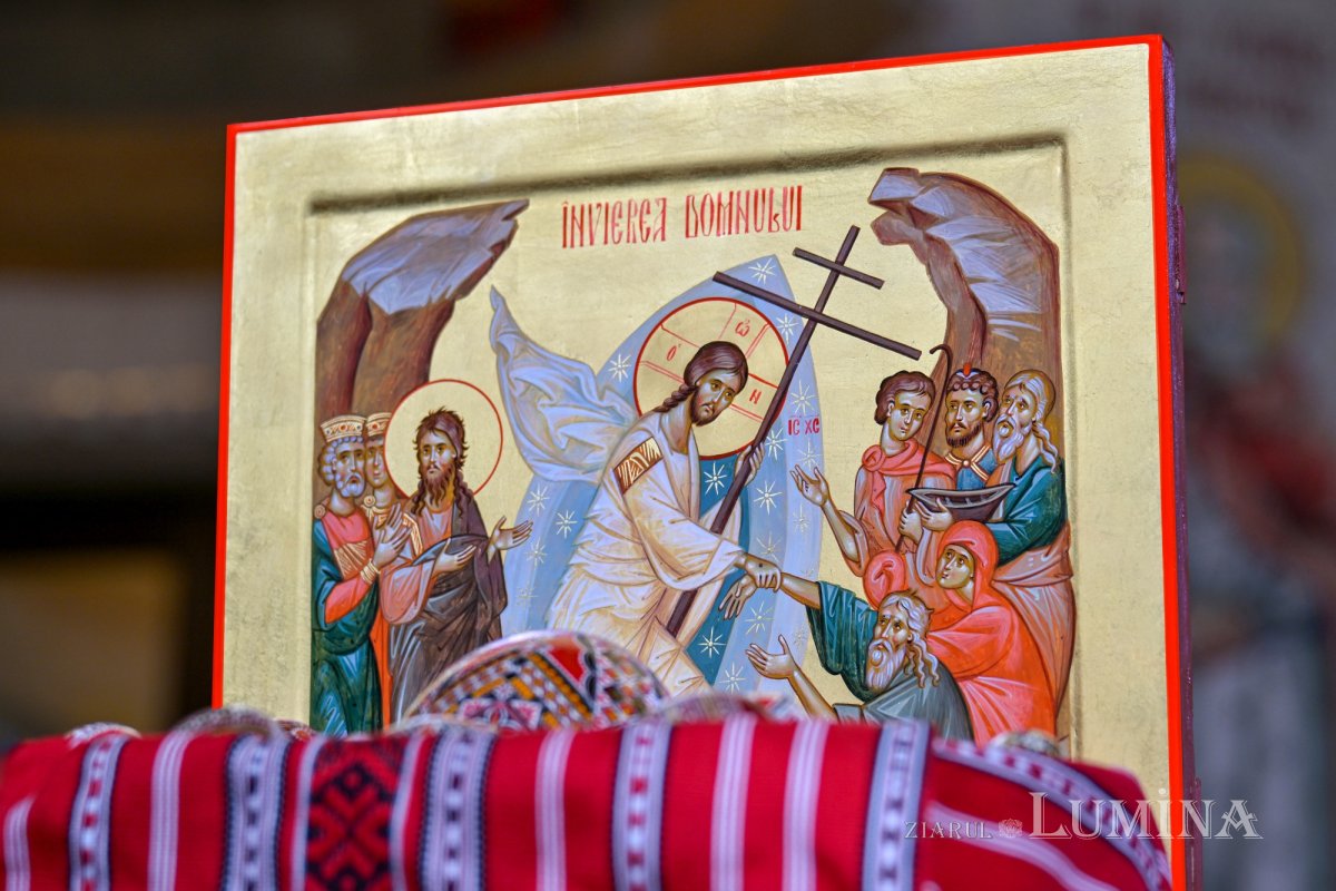 Să arătăm bucuria Învierii şi să ne rugăm pentru pace în lume! 359419