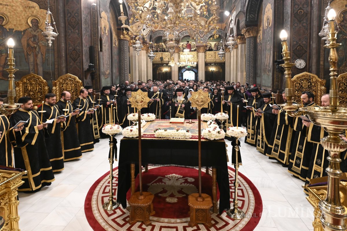 Denia Prohodului Domnului la Catedrala Patriarhală 359690