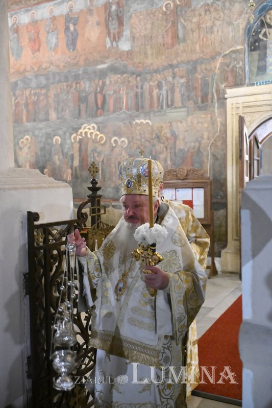 Sfânta Liturghie din noaptea de Paști, la Catedrala Patriarhală 359778