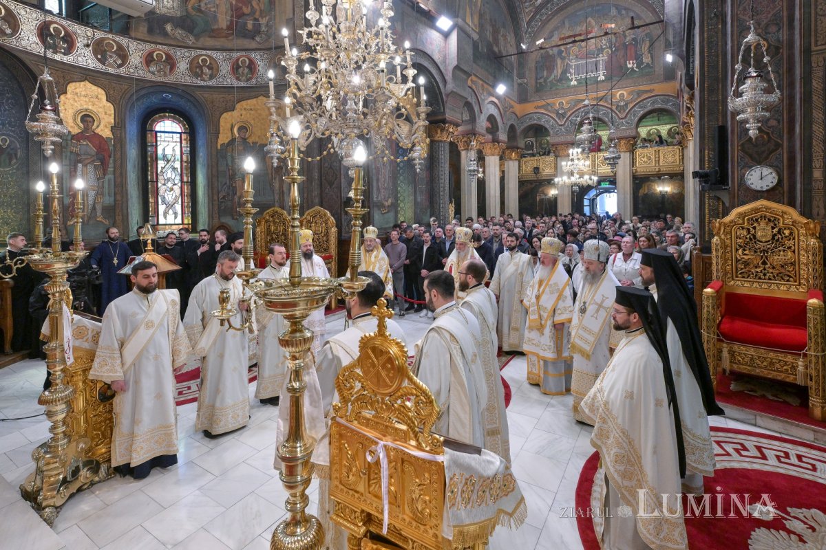 Slujba Vecerniei din prima zi de Paști la Catedrala Patriarhală 359838