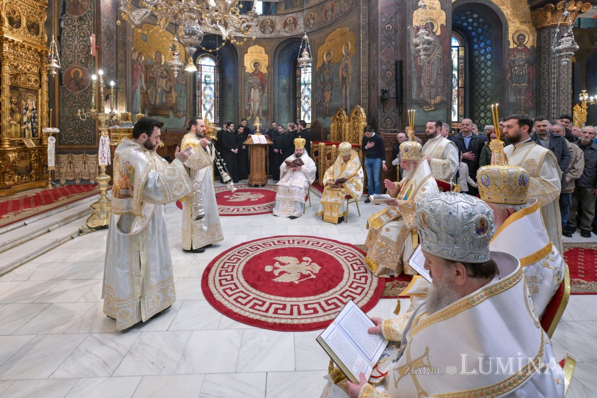 Slujba Vecerniei din prima zi de Paști la Catedrala Patriarhală 359840