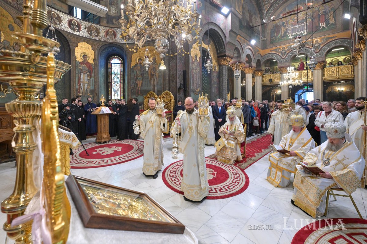Slujba Vecerniei din prima zi de Paști la Catedrala Patriarhală 359841