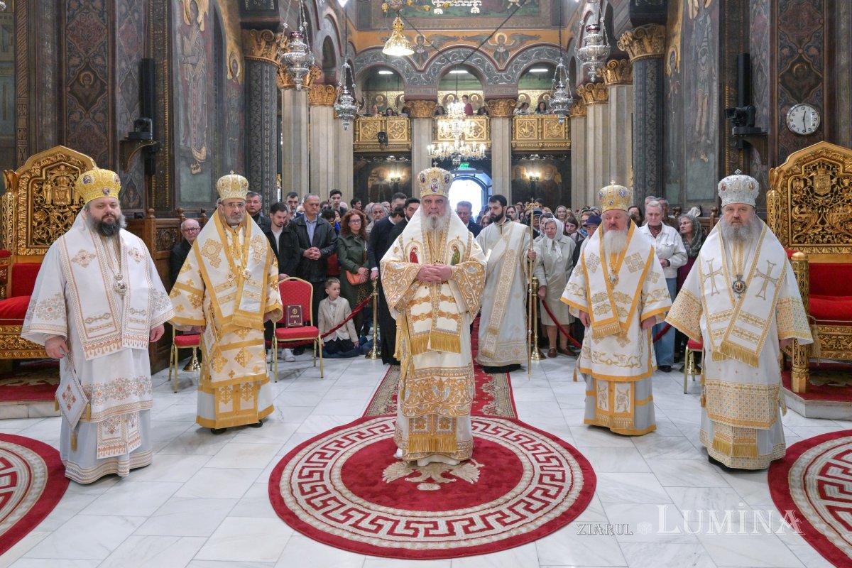Slujba Vecerniei din prima zi de Paști la Catedrala Patriarhală 359843