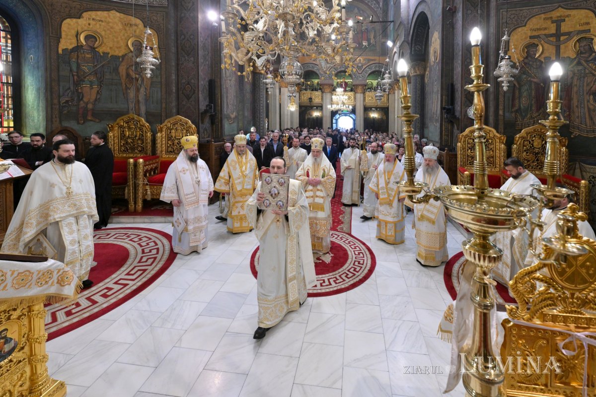 Slujba Vecerniei din prima zi de Paști la Catedrala Patriarhală 359844