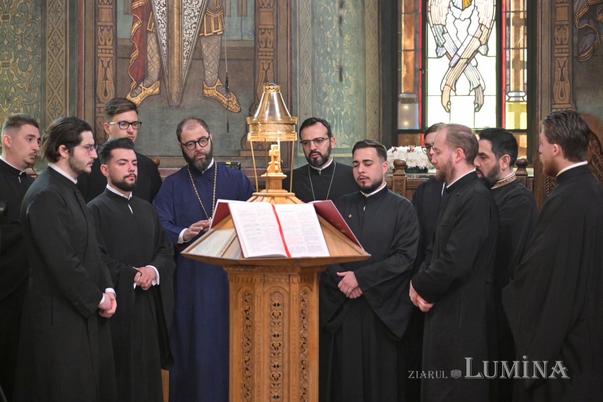 Slujba Vecerniei din prima zi de Paști la Catedrala Patriarhală 359845