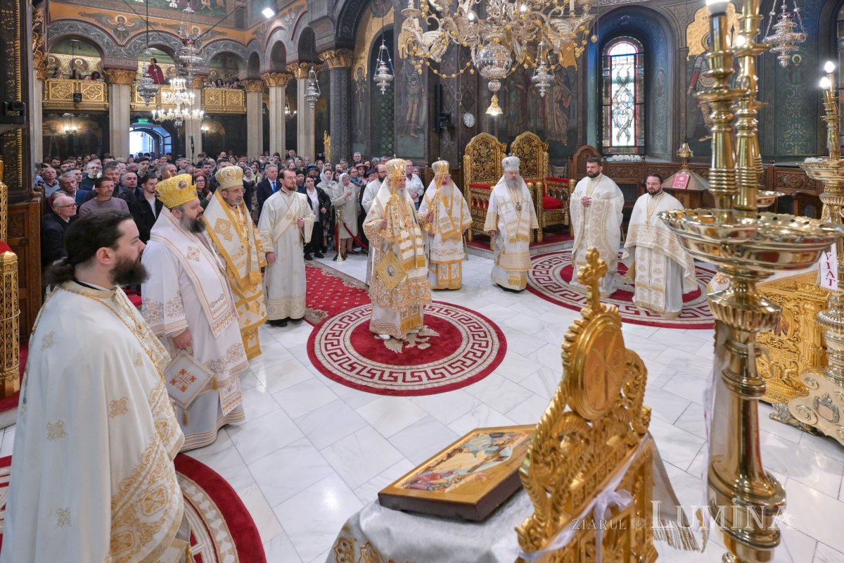 Slujba Vecerniei din prima zi de Paști la Catedrala Patriarhală 359847