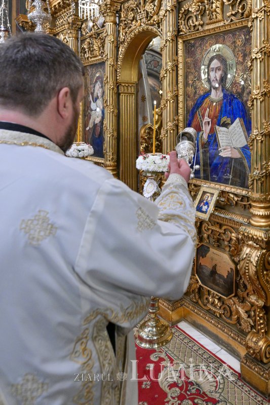 Slujba Vecerniei din prima zi de Paști la Catedrala Patriarhală 359850