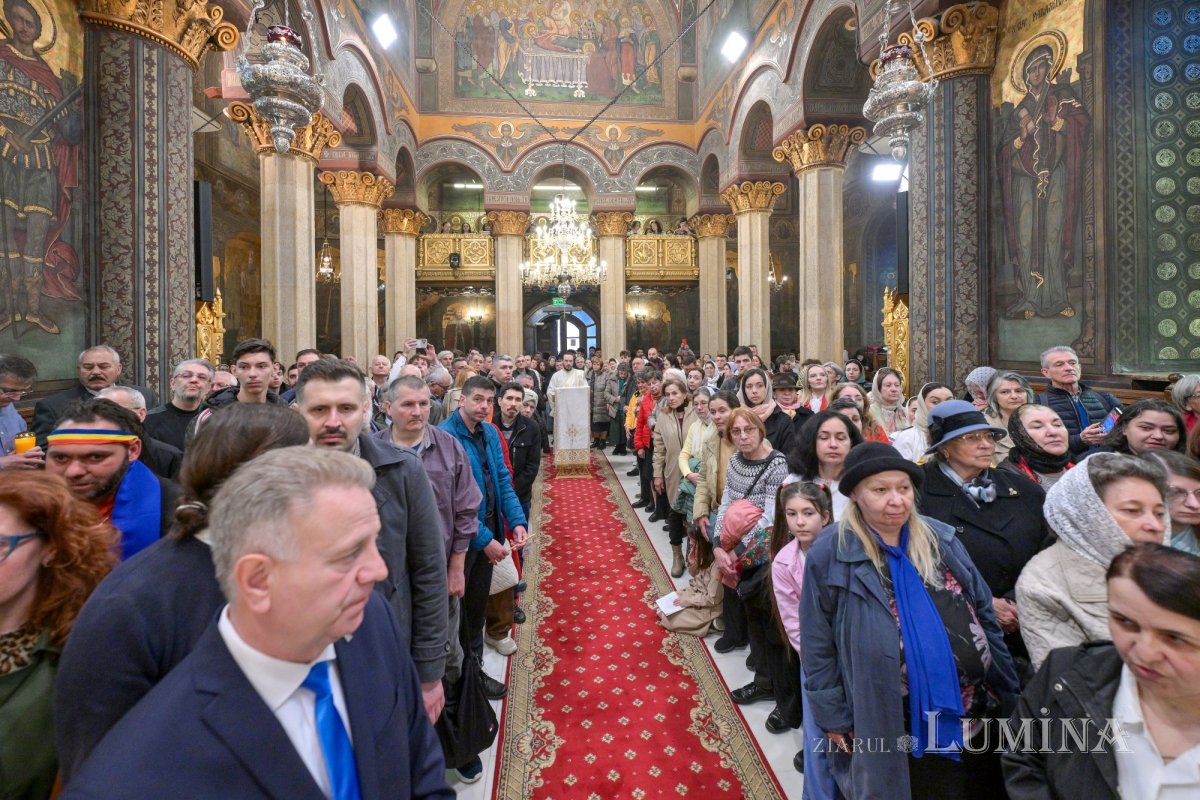 Slujba Vecerniei din prima zi de Paști la Catedrala Patriarhală 359853