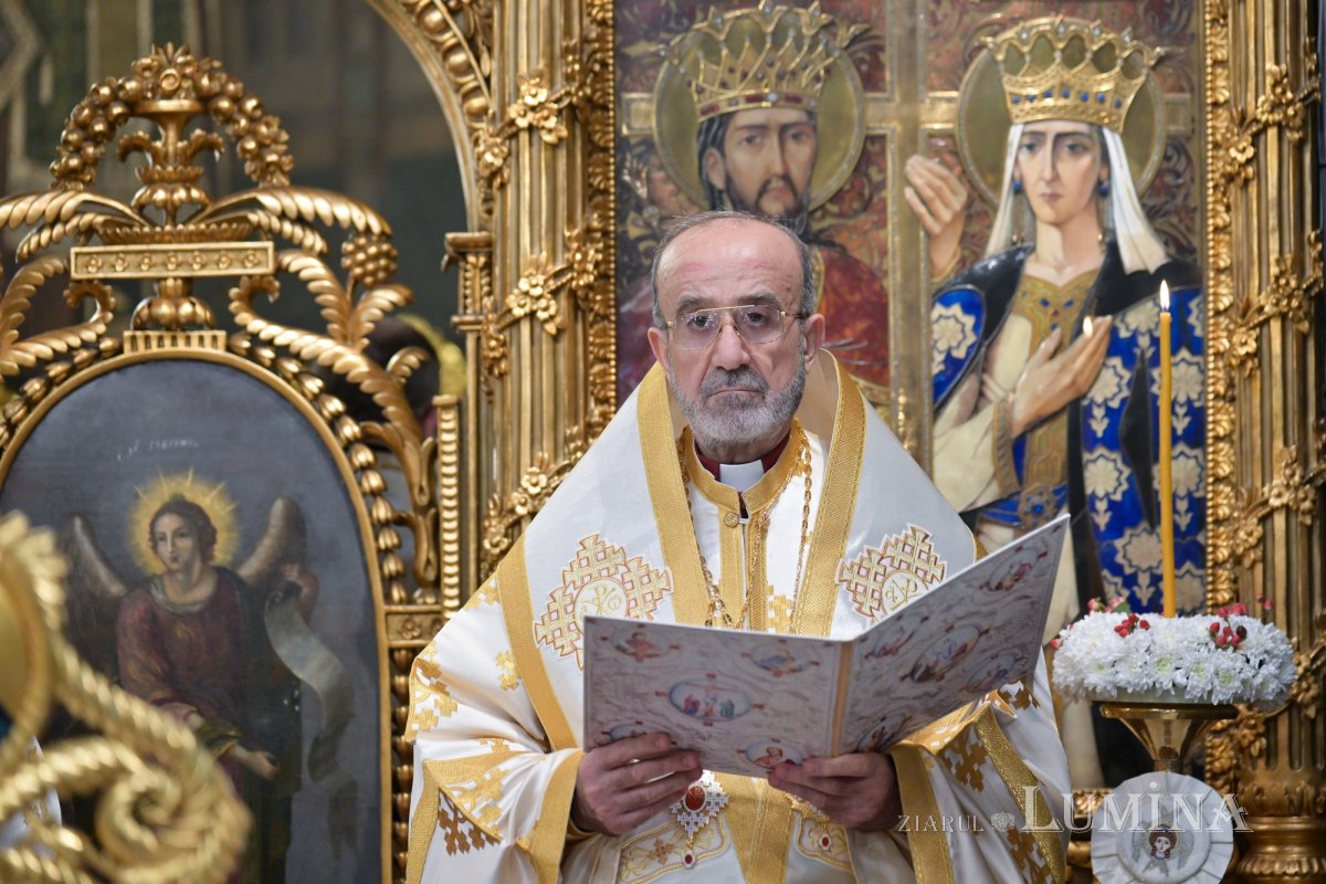 Slujba Vecerniei din prima zi de Paști la Catedrala Patriarhală 359855