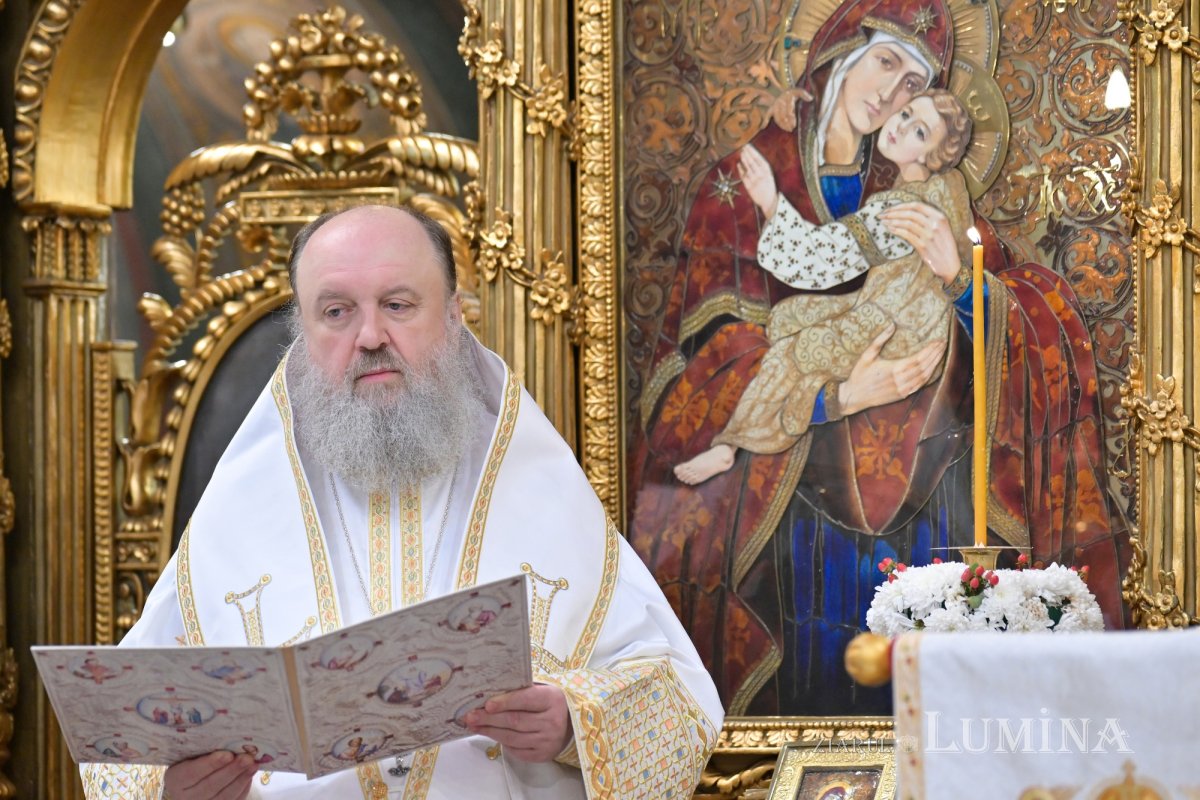 Slujba Vecerniei din prima zi de Paști la Catedrala Patriarhală 359858