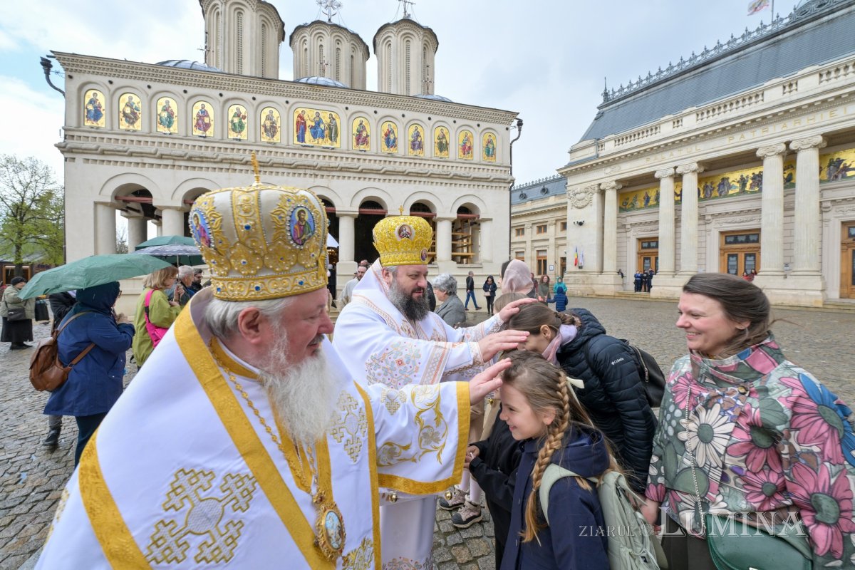 Slujba Vecerniei din prima zi de Paști la Catedrala Patriarhală 359875
