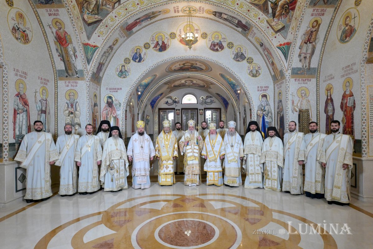 Slujba Vecerniei din prima zi de Paști la Catedrala Patriarhală 359878