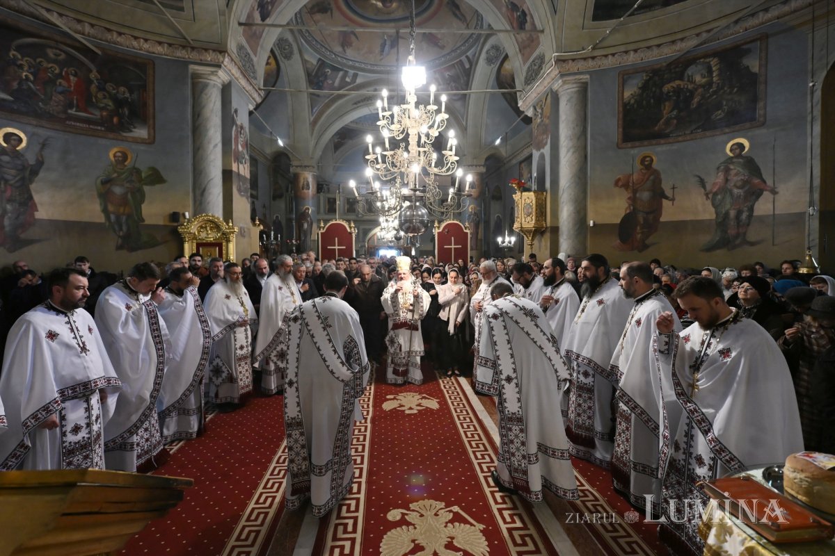 Sfântul Ierarh Calinic, cinstit la Mănăstirea Cernica 359919
