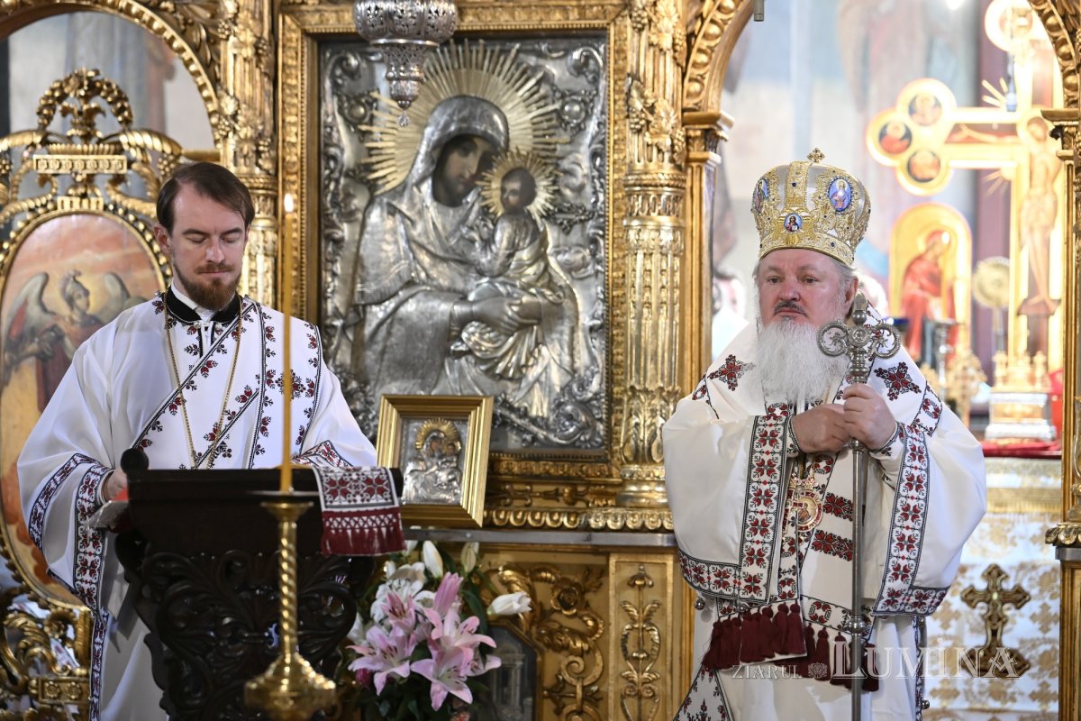 Sfântul Ierarh Calinic, cinstit la Mănăstirea Cernica 359926