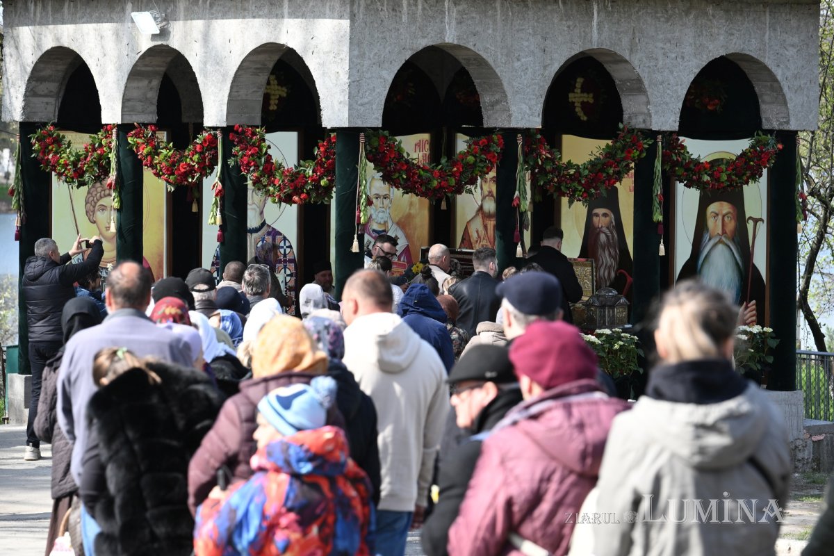 Sfântul Ierarh Calinic, cinstit la Mănăstirea Cernica 359929