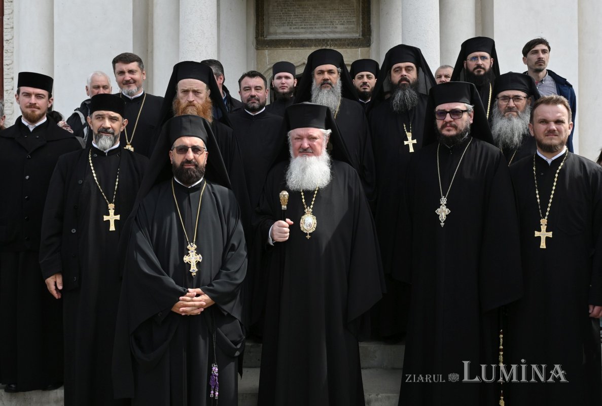 Sfântul Ierarh Calinic, cinstit la Mănăstirea Cernica 359935